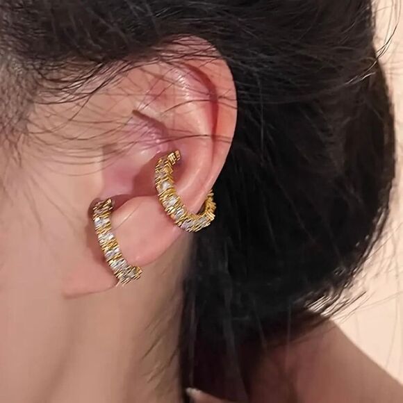 Ear Cuffs, Women's Earrings, 2 pieces with shiny rhinestones Gold Tone - Picture 4 of 17